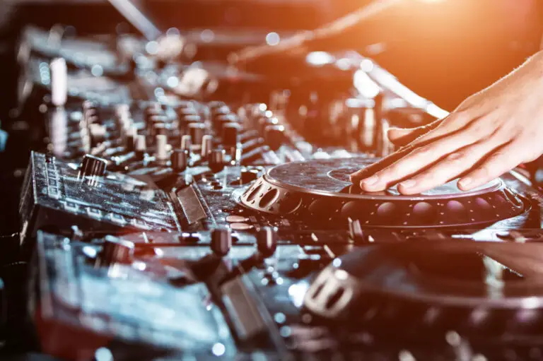 Difference Between DJ Controller and Mixer
