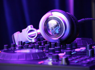 What DJ Controller Does Skrillex Use
